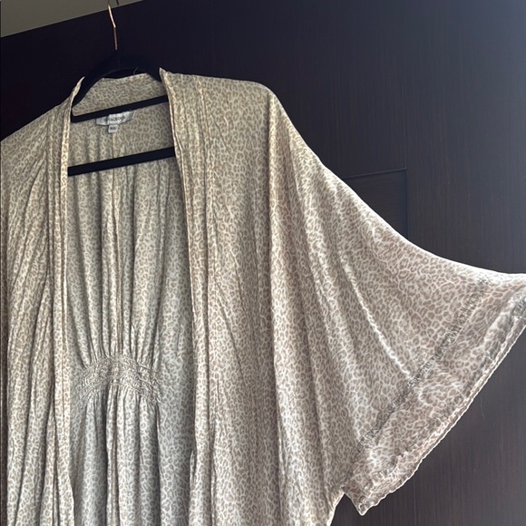 Leopard Print Oliveaceous Cardigan - Size M/L - Picture 4 of 10